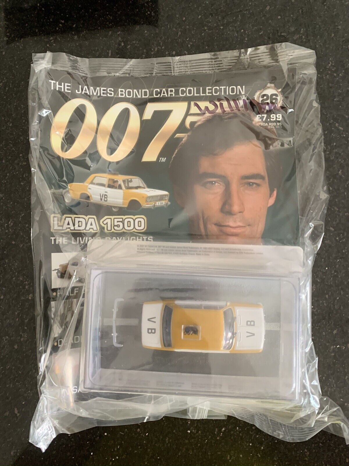 James Bond Car Collection 007 - Lada 1500 #26 Rare New