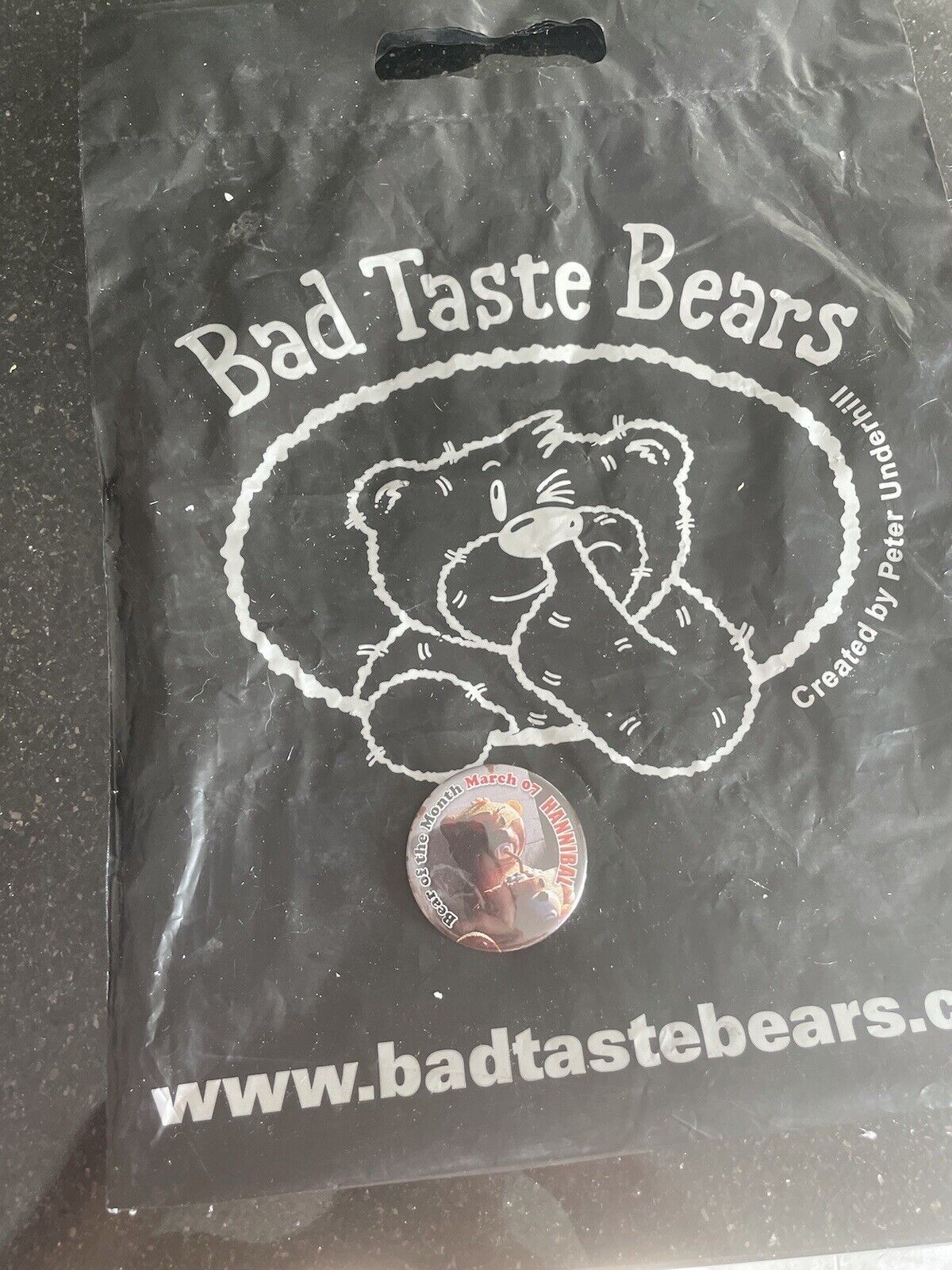 BAD TASTE BEARS PIN BADGE - Hannibal - Rare