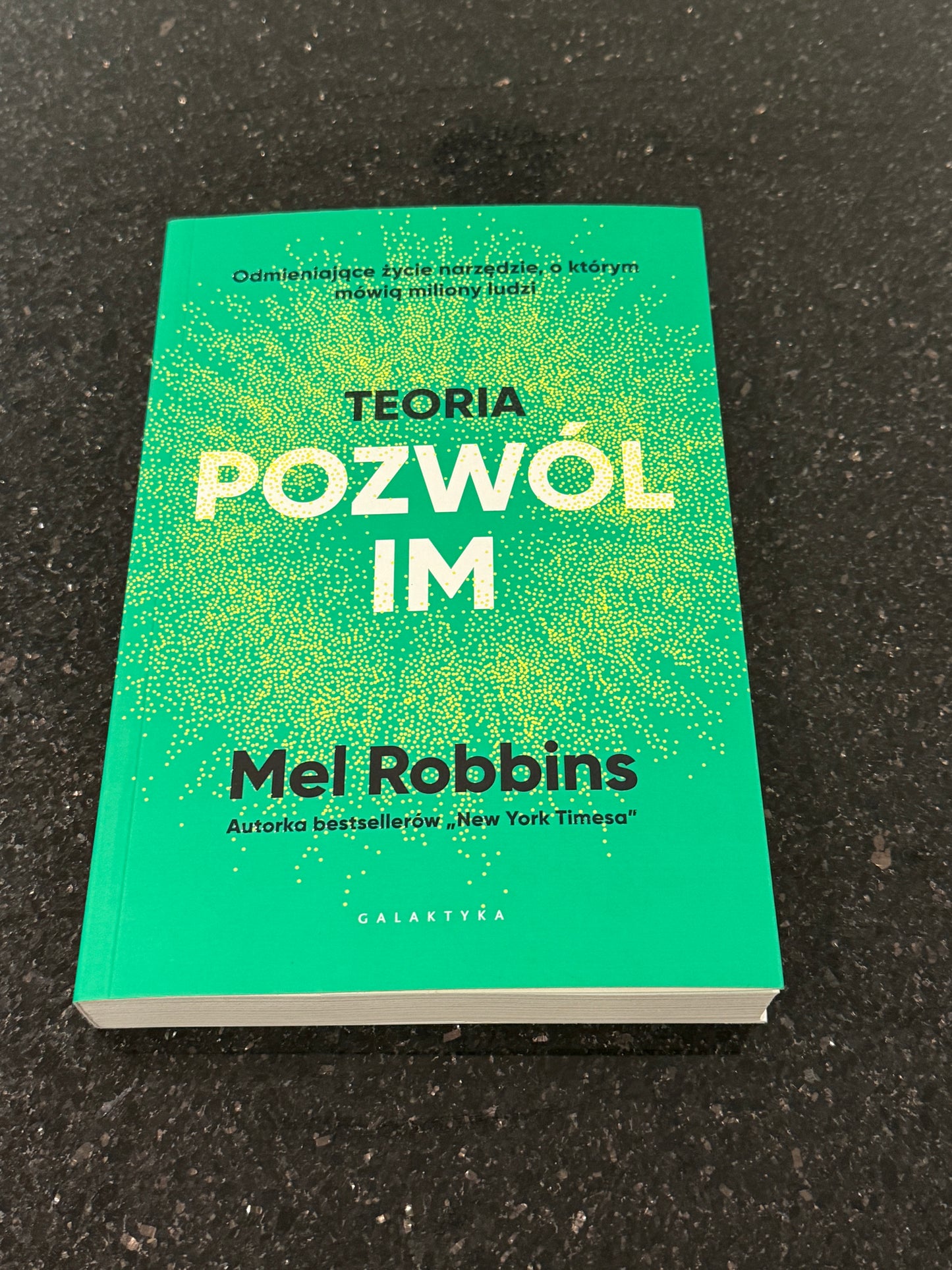 MEL ROBBINS - Teoria pozwól im (pozwol) - Polish Book