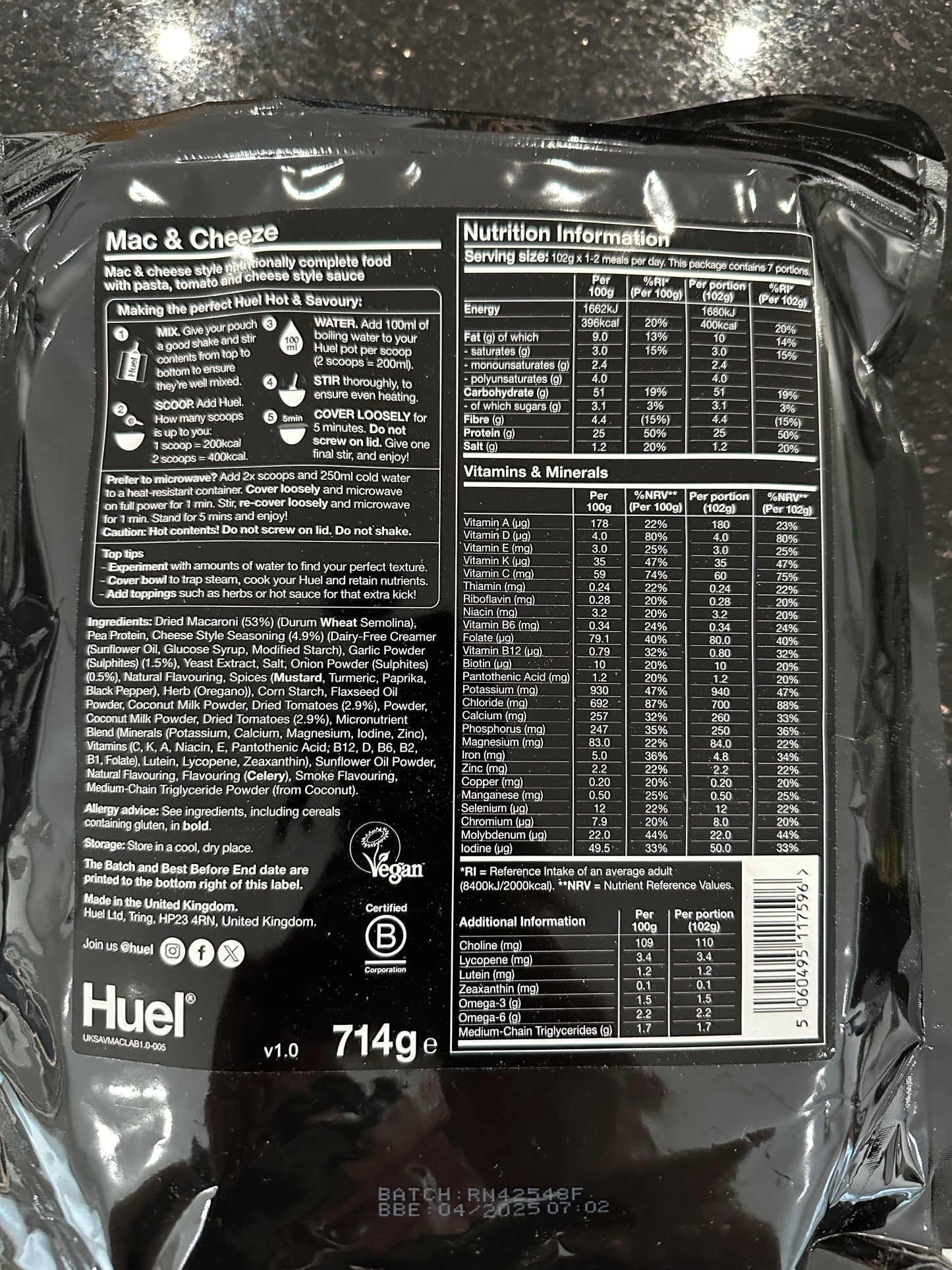 HUEL Hot & Tasty Pouches - Mac & Cheeze BNIB