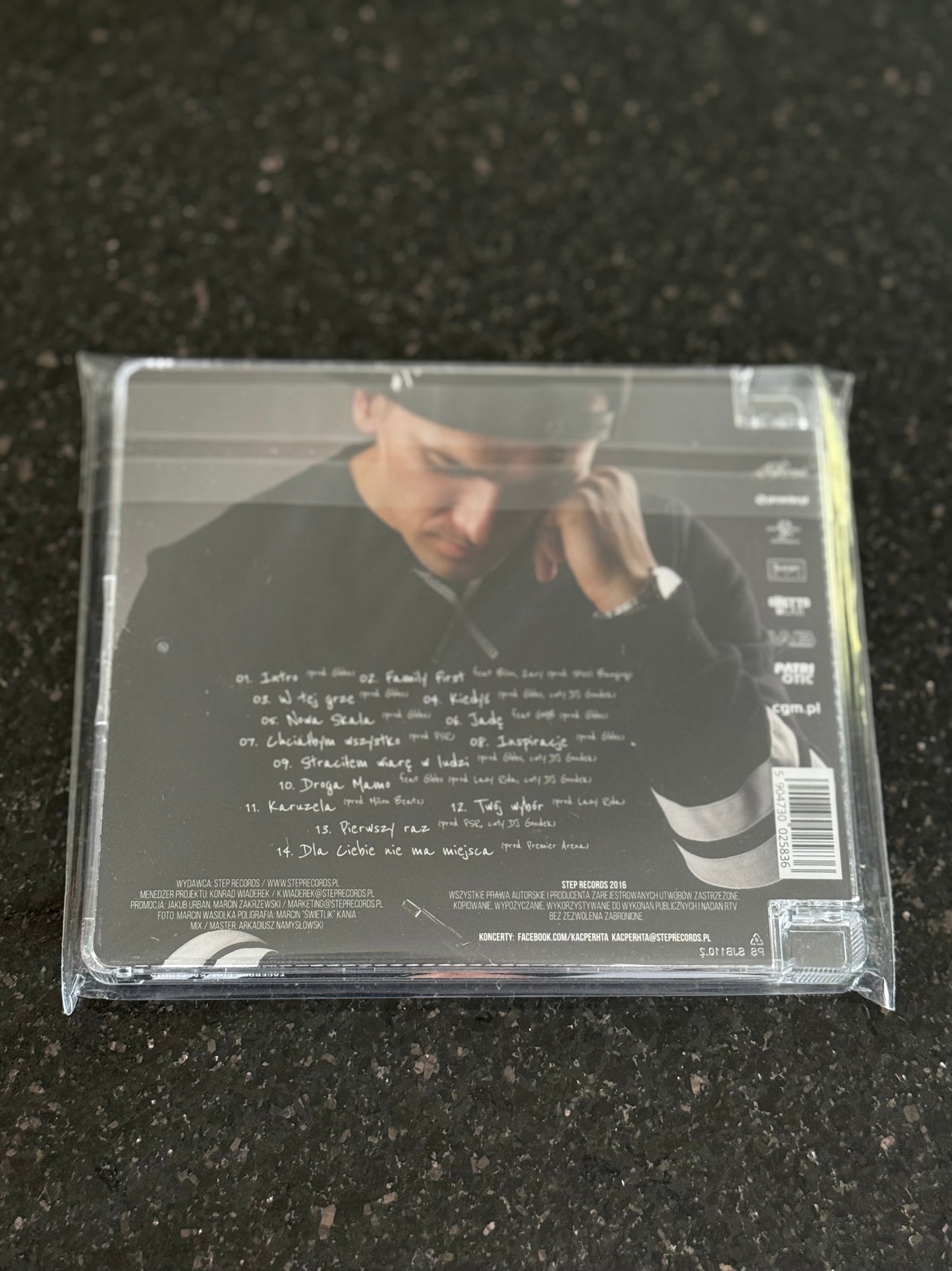 Polish 🇵🇱 Hip Hop - Kacper HTA - Family First - Polski Hip Hop