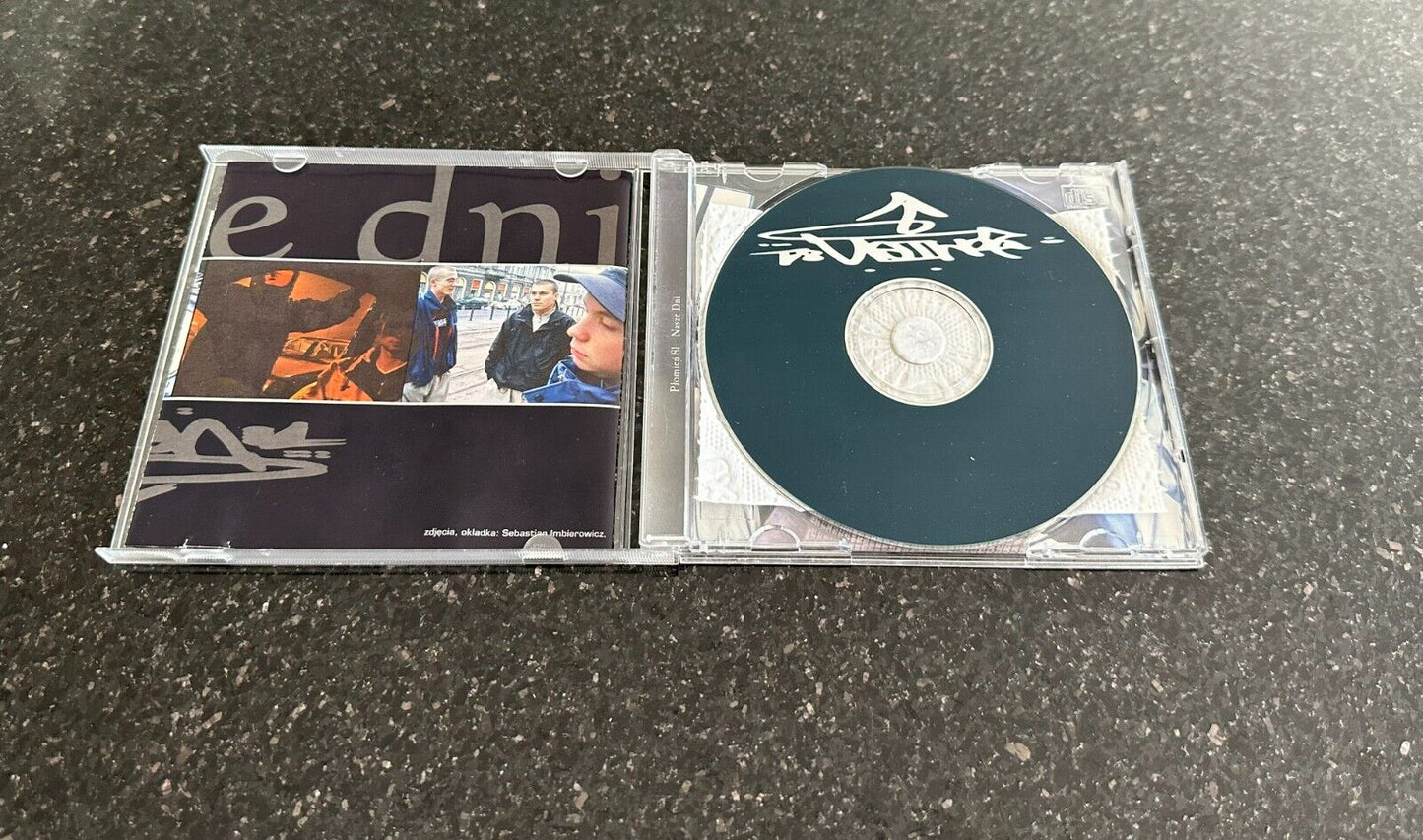 Plomień 81 - Nasze Dni 2000 - Polski Hip Hop Rap 🇬🇧 Delivery Pezet RRX