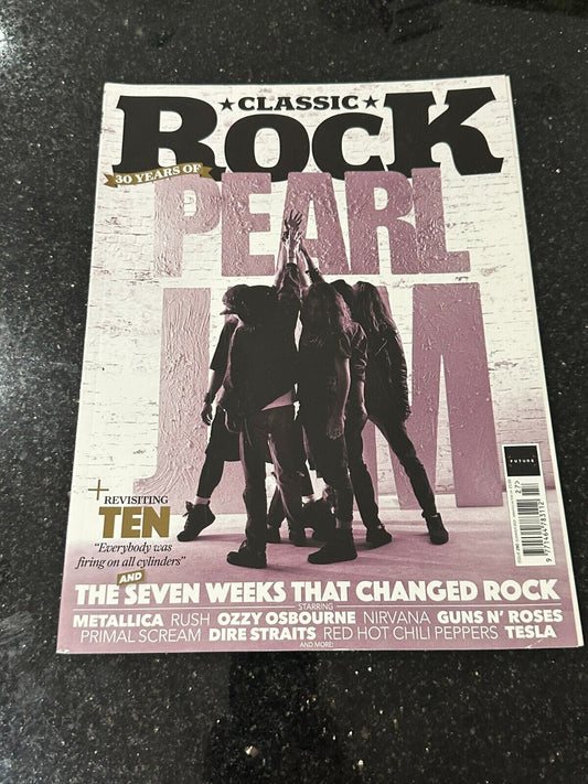 Classic Rock Magazine Issue 290 - Summer 2021 Pearl Jam, Metallica